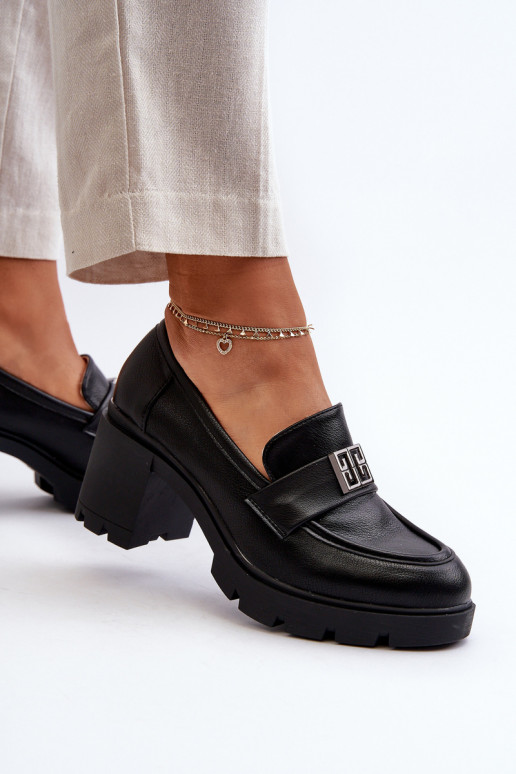 topánky na širokom podpätku s ornamentami v čiernej farbe Ranunca