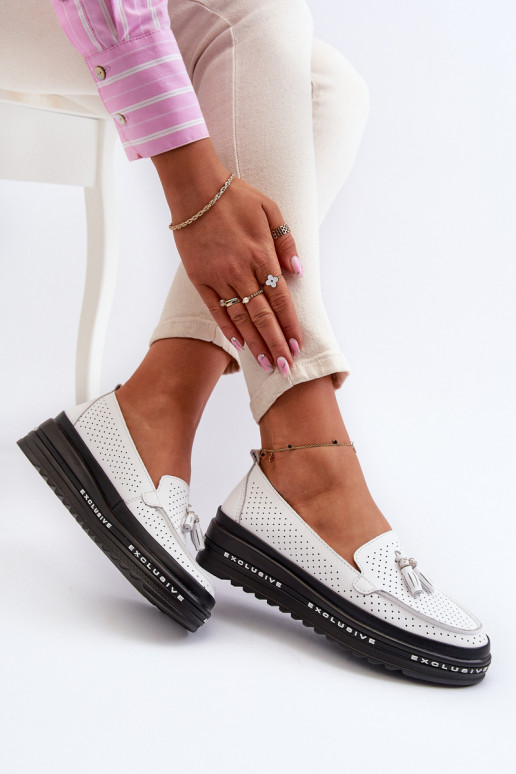 Dámske mokasíny s pozlátenou podrážkou v bielej farbe Assetnima