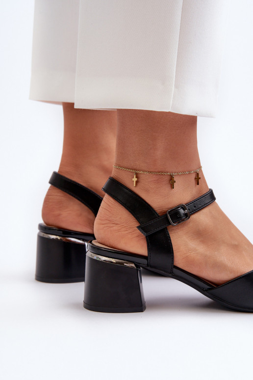 Dámske sandále na nízkom podpätku Eko Sergio Leone SK876 čiernej farby