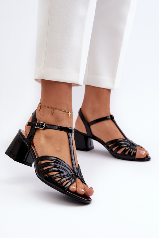 s lakovým efektom Elegantné sandále na vysokom opätku Sergio Leone SK880 čiernej farby