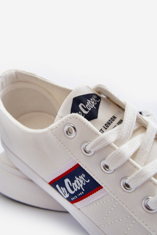 Pánska voľnočasová obuv Lee Cooper LCW-24-02-2143 bielej farby