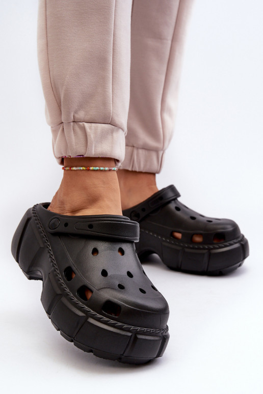 Dámske papuče Ľahké papuče s módnou masívnou podrážkou v čiernej farbe Witima Dámske papuče Ľahké papuče s módnou masívnou podrážkou v čiernej farbe Witima