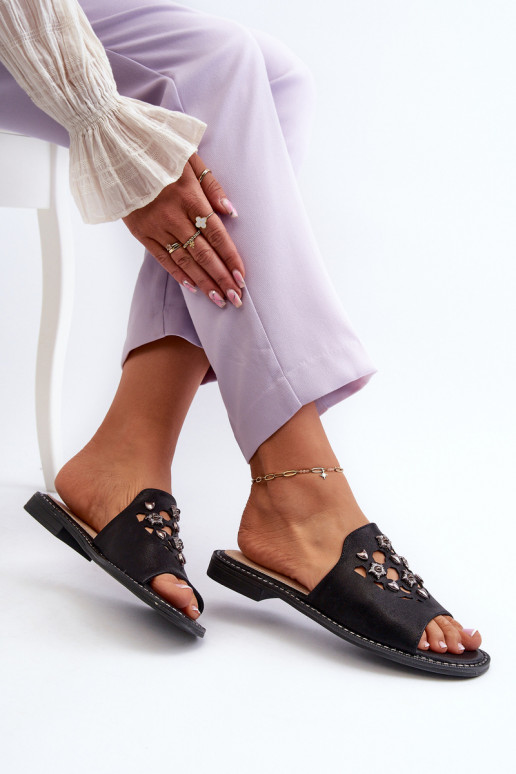 s leskom Dámske sandále s krásnymi detailmi S.Barski KV27-063 čiernej farby s leskom Dámske sandále s krásnymi detailmi S.Barski KV27-063 čiernej farby