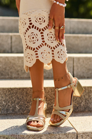 Dámske sandále na vysokom opätku z ekokože zlatej farby Lyana 2