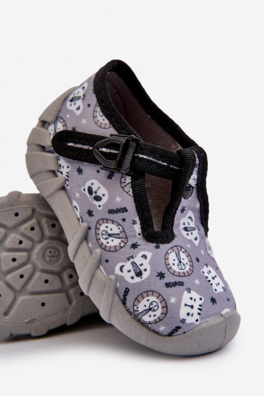 Pohodlné papuče Detské BEFADO 110N488 sivej farby Pohodlné papuče Detské BEFADO 110N488 sivej farby