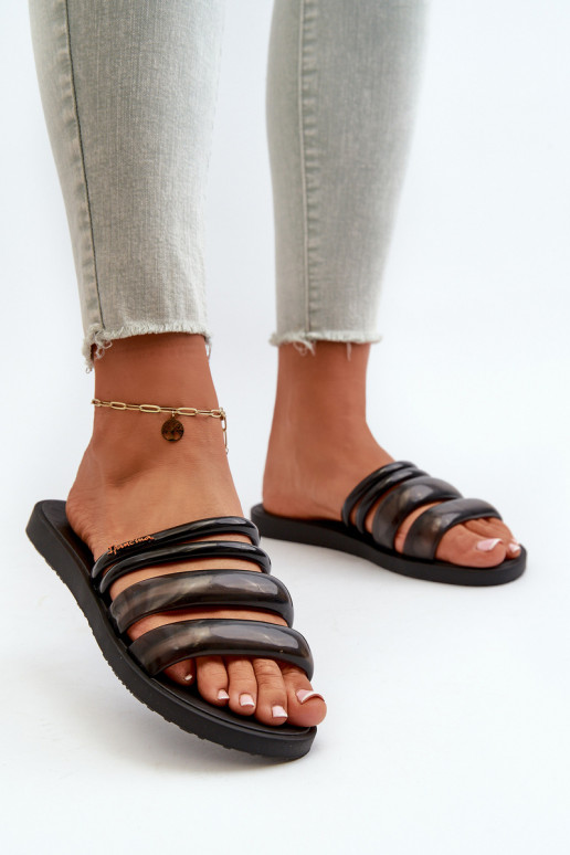 Dámske ploché gumené papuče 26727 Ipanema Puffer Tiras Fem čierna farba Dámske ploché gumené papuče 26727 Ipanema Puffer Tiras Fem čierna farba