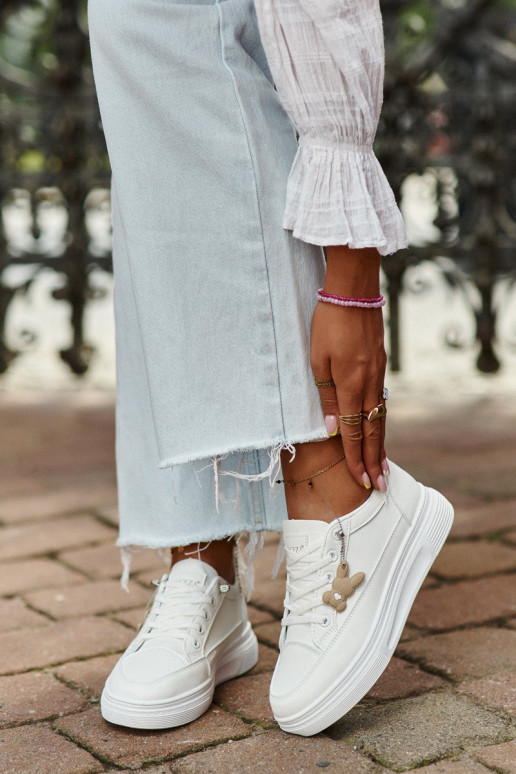 obuv na voľný čas športová obuv s platformou s ornamentami biela farba Vinceza 13613