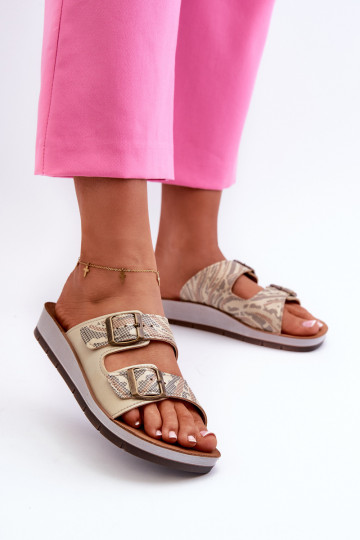 Pohodlné dámske papuče s prackami Inblu CP000045 zlatej farby