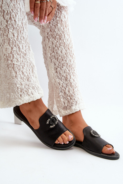 Elegantný štýl Dámske papuče s leskom s ornamentami S.Barski KV27-050 čiernej farby