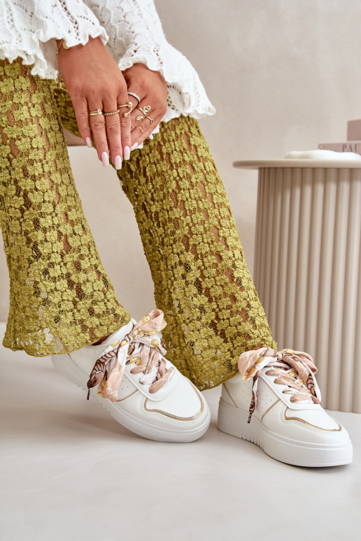 Tenisky model obuvi Dámske s platformou S Ornatem Šnurovaniem biela farba Mistra Tenisky model obuvi Dámske s platformou S Ornatem Šnurovaniem biela farba Mistra