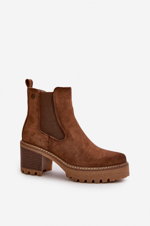 Dámske čižmy zahriať sa s podpätkami z eko semišuoIne Hnedá farba Irissinae Dámske čižmy zahriať sa s podpätkami z eko semišuoIne Hnedá farba Irissinae