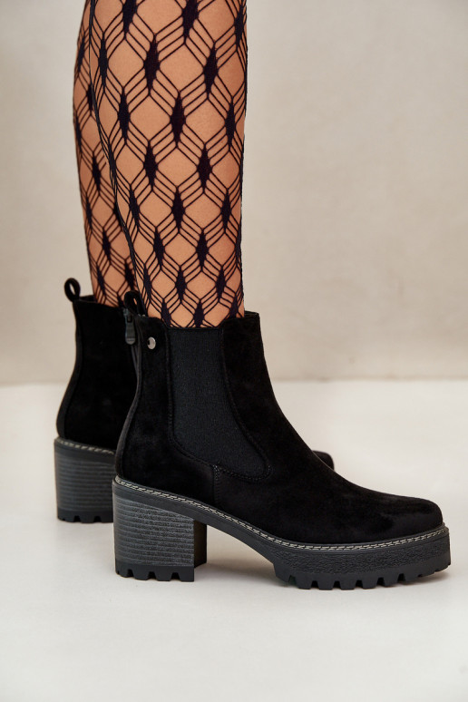 Dámske čižmy zahriať sa s podpätkami z eko semišuoIne čierna Irissinae Dámske čižmy zahriať sa s podpätkami z eko semišuoIne čierna Irissinae