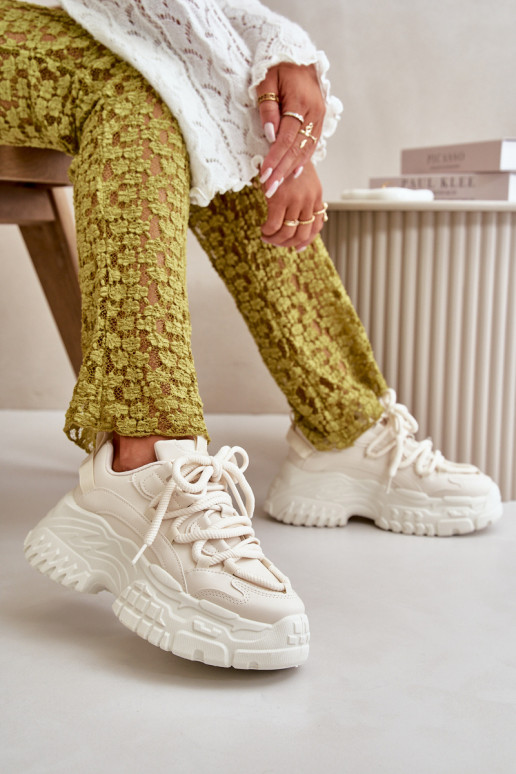 Tenisky model topánok Dámske s módnou masívnou podrážkou vo farbe ivory Nevela Tenisky model topánok Dámske s módnou masívnou podrážkou vo farbe ivory Nevela