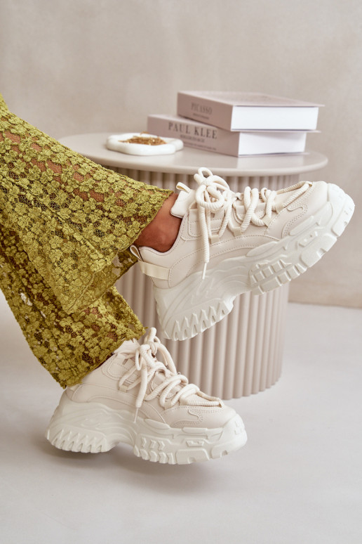 Tenisky model topánok Dámske s módnou masívnou podrážkou vo farbe ivory Nevela Tenisky model topánok Dámske s módnou masívnou podrážkou vo farbe ivory Nevela