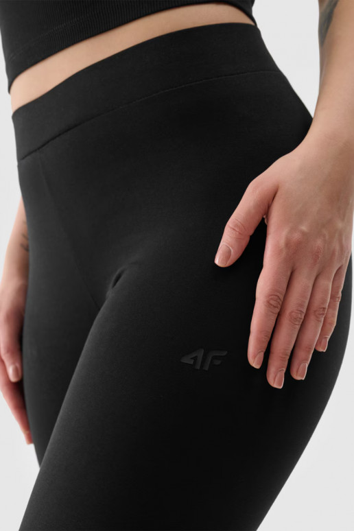 Legginsy Dámske DzianinoIne čierna 4FINMM00TTIGF195-20S