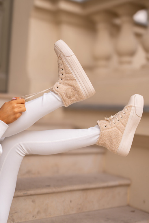 zahriať sa Bežná obuv s kožušinou Typu Baranek Big Star OO274A444 béžová zahriať sa Bežná obuv s kožušinou Typu Baranek Big Star OO274A444 béžová