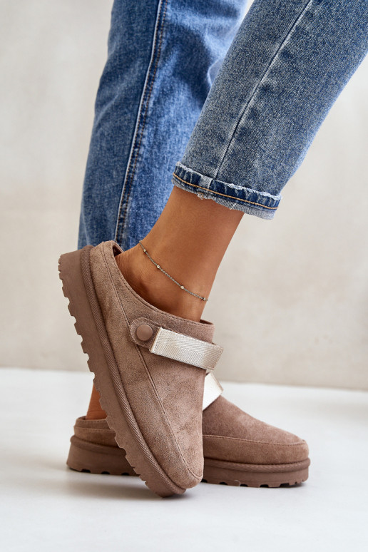 Dámske papuče na platforme zateplené... Dámske papuče na platforme zateplené...