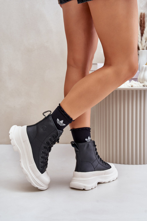 Kožené zahriať sa bežná obuv s platformou Big Star OO274A599 čierna