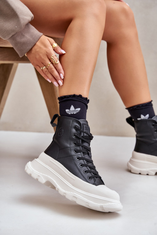 Kožené zahriať sa bežná obuv s platformou Big Star OO274A599 čierna