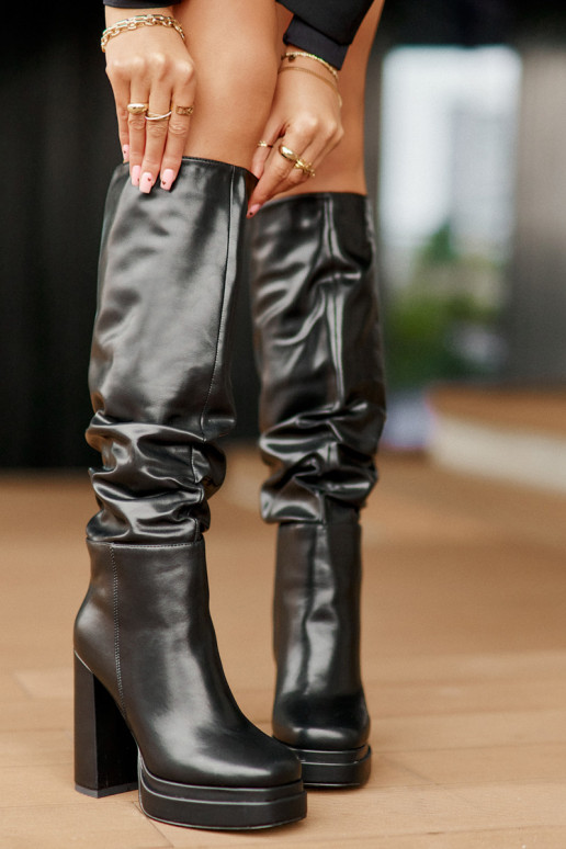 Trvalý model čižmy s podpätkami a platforma S volánikmi zahriať sa čierna Beridra