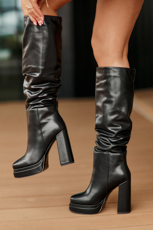 Trvalý model čižmy s podpätkami a platforma S volánikmi zahriať sa čierna Beridra