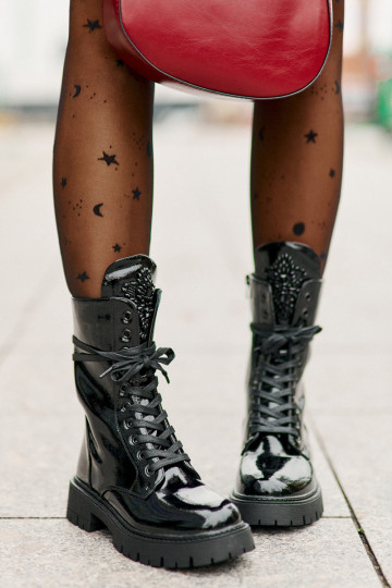 s lakovým efektom zahriať sa Pracovné členkové topánky s ozdobami čierna Kelilea