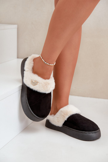 Papuče Dámske s kožušinou I Ozdobnym Srdiečkam čierna Otielo