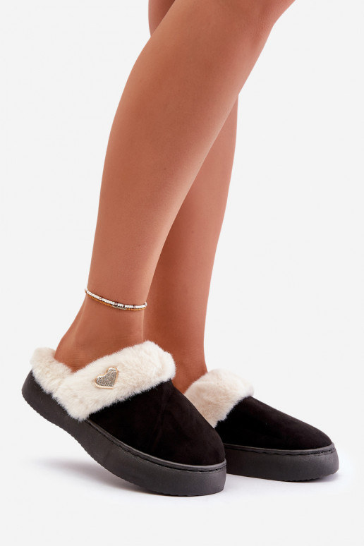 Papuče Dámske s kožušinou I Ozdobnym Srdiečkam čierna Otielo Papuče Dámske s kožušinou I Ozdobnym Srdiečkam čierna Otielo