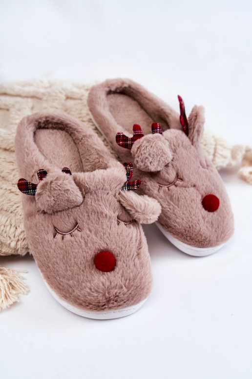 Dámske papuče Christmas s kožušinou s jeleňmi pieskovej farby Clarie