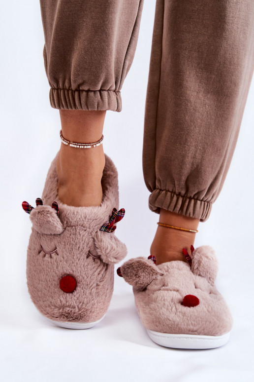 Dámske papuče Christmas s kožušinou s jeleňmi pieskovej farby Clarie