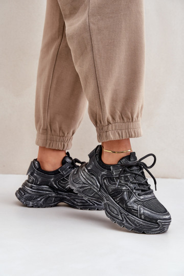 Sneaker štýl dámske topánky s opotrebovaným vzhľadom a platformou v čiernej farbe SeladĮen