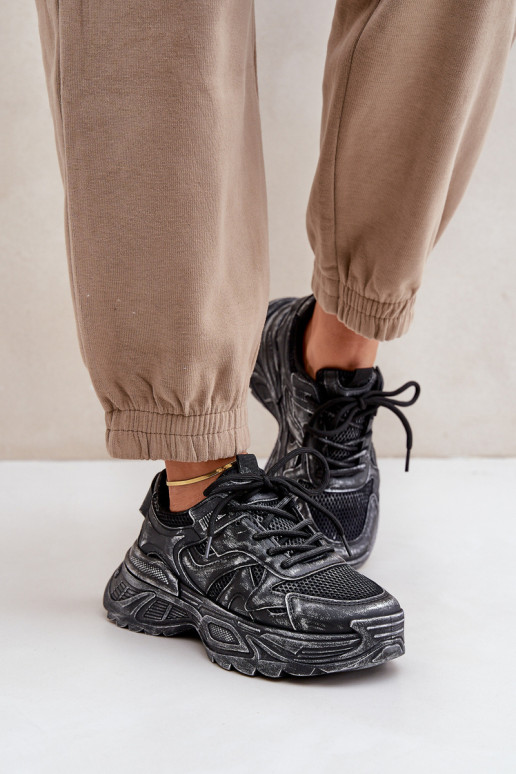 Sneaker štýl dámske topánky s opotrebovaným vzhľadom a platformou v čiernej farbe SeladĮen