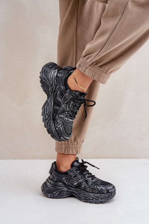 Sneaker štýl dámske topánky s opotrebovaným vzhľadom a platformou v čiernej farbe SeladĮen