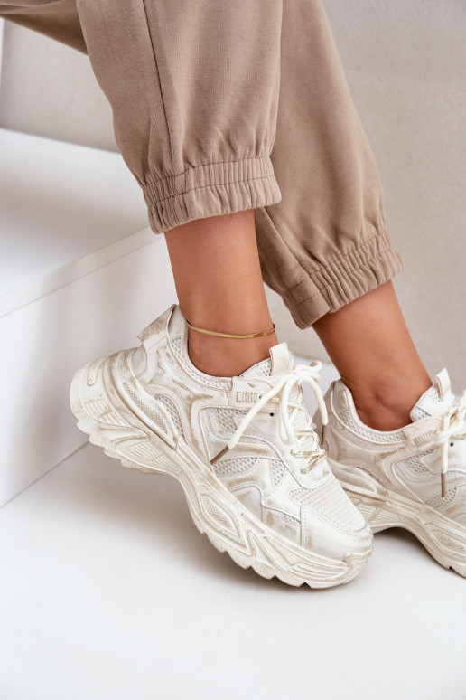 Sneaker štýl dámske topánky s opotrebovaným vzhľadom a platformou v pieskovej farbe SeladĮen