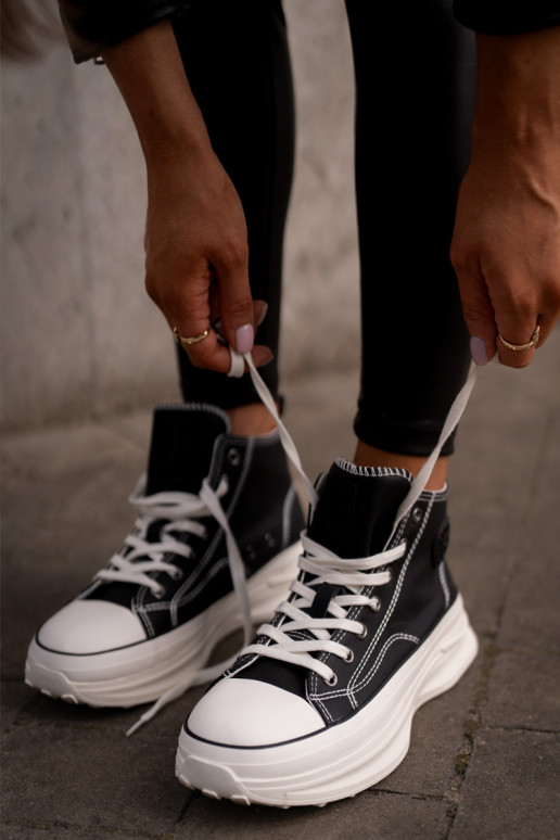 Sneakers model topánky dámske s... Sneakers model topánky dámske s...