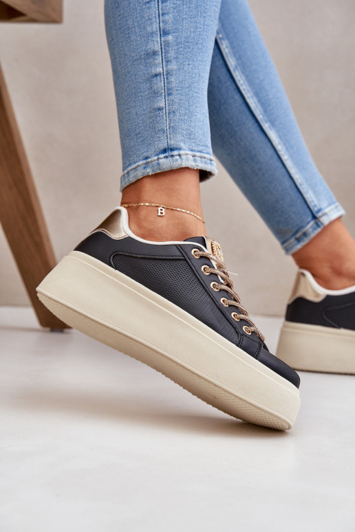 Tenisky model obuvi s platformou S Ornatemi SznuróInkami čierna Fonetha