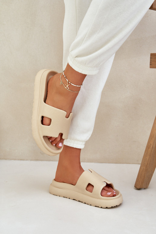 Ľahké papuče Papuče S výrezmi béžová Neladith Ľahké papuče Papuče S výrezmi béžová Neladith
