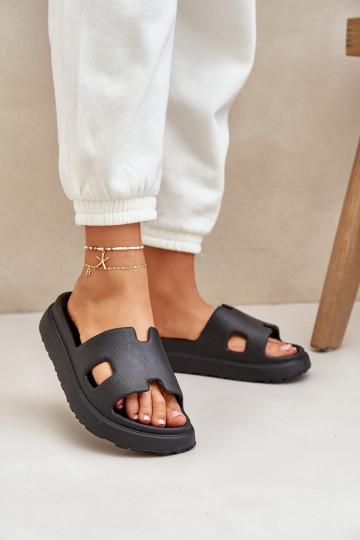 Ľahké papuče Papuče S výrezmi čierna Neladith 2