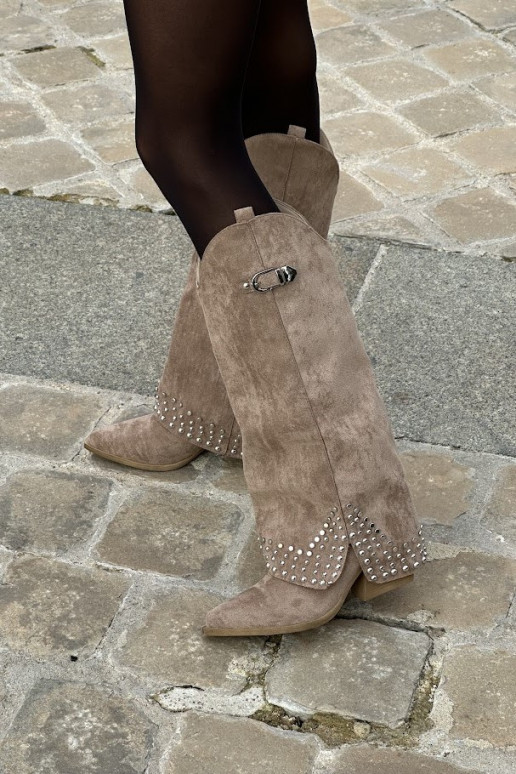 Vysoké čižmy s podpätkami Iveliri... Vysoké čižmy s podpätkami Iveliri...