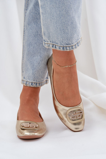 Balerínky Zapnuté rovnej podrážke s ozdobami zlatej farby Ainoria 2