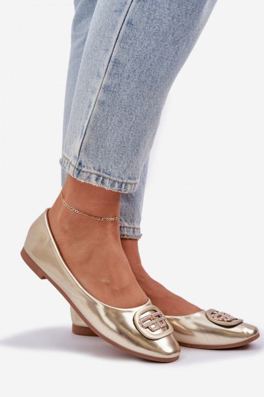 Balerínky Zapnuté rovnej podrážke s ozdobami zlatej farby Ainoria
