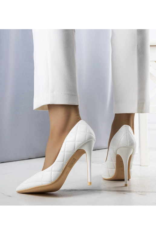 Biele prešívané lodičky Lore