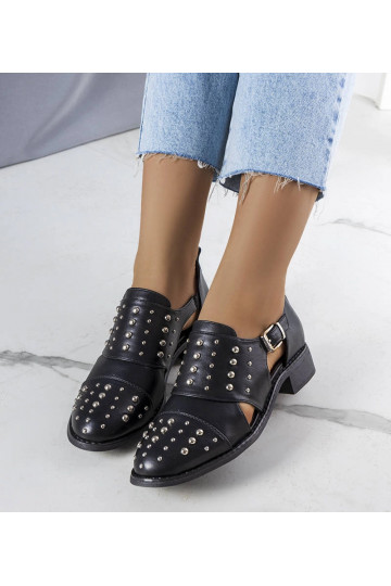 Čierne topánky Irene s výrezom 2