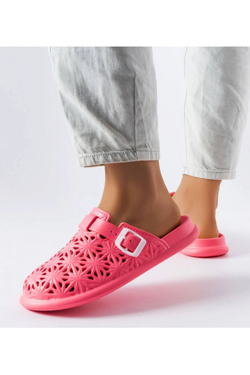 Červené prelamované gumené... 2