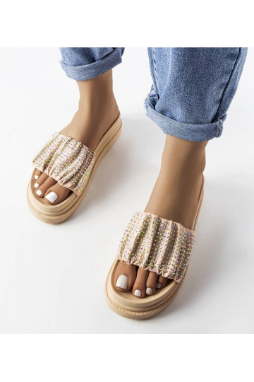 Ružové mulice na platforme... 2