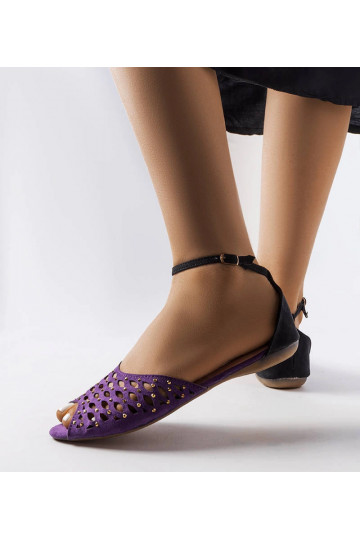 Fialové ažúrové sandále so... 2