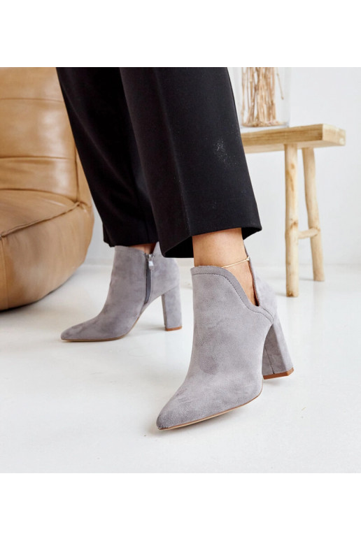 Taylanove šedé asymetrické členkové...