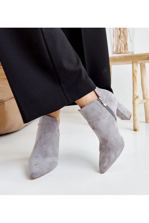 Taylanove šedé asymetrické členkové...