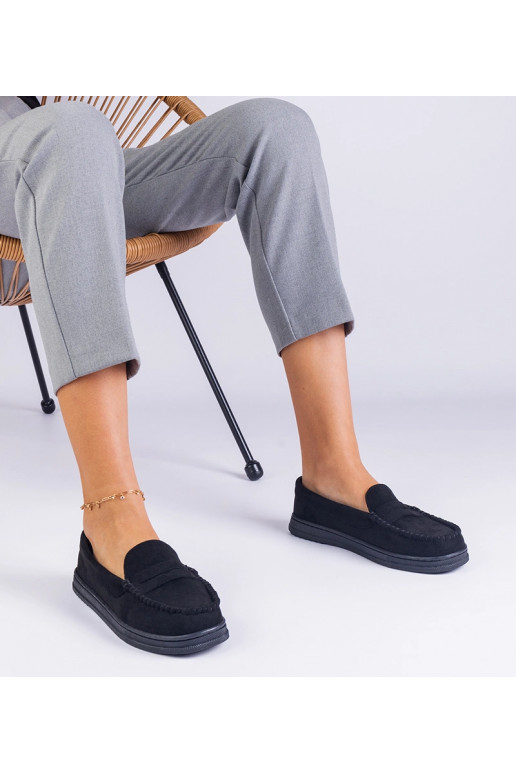 Čierne dámske topánky z umelej zamše...