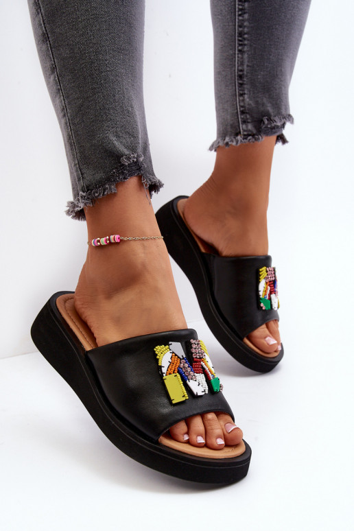 Kožené papuče Dámske s ozdobami čierna Asames